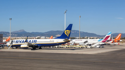 Aviones de Ryanair, Iberia y EasyJet.