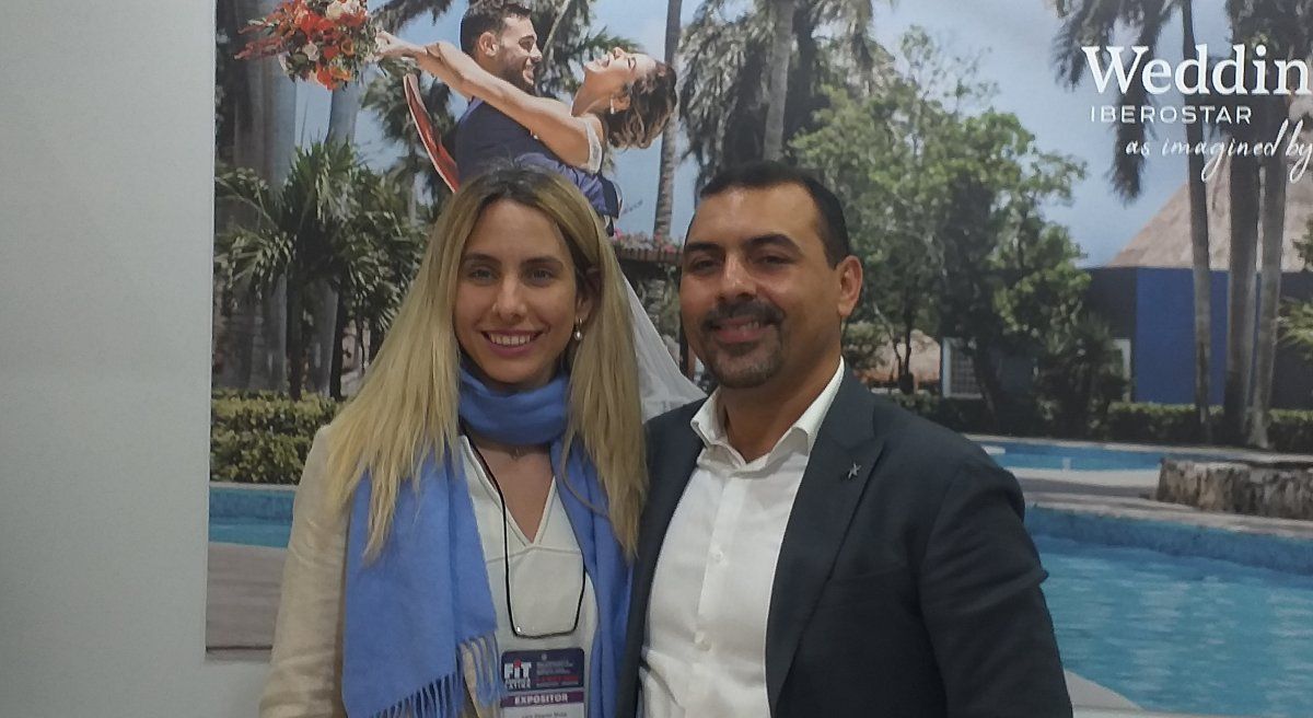 Lara Wagner -directora del Iberostar Selection de Miraflores- y Yoanki Jesús Nieves, director de marketing para Latinoamérica de Iberostar.