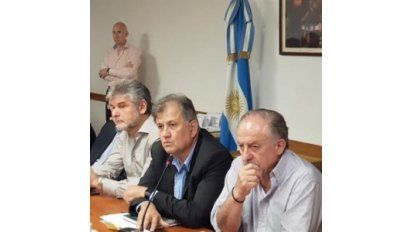 El Gobierno escala el conflicto en Aerolíneas Argentinas