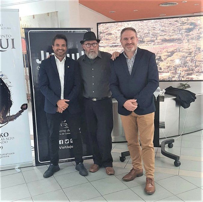 Federico Posadas, Claudio Zucchino y Diego Valdecantos durante la presentación en la Casa de Jujuy.