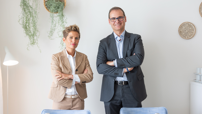 Gloria Fluxà, vicepresidenta & Chief Sustainability Officer de Grupo Iberostar; y Fidel López Soria, CEO de Redexis.