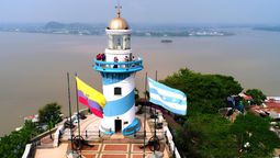 El faro del Cerro Santa Ana en Guayaquil se encuentra cerrado.