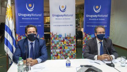 Uruguay continúa trabajando para expedir un pasaporte sanitario digital.