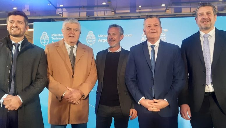 Los ministros del Norte argentino lanzaron el 1° Foro Regional de Turismo en el CCK.