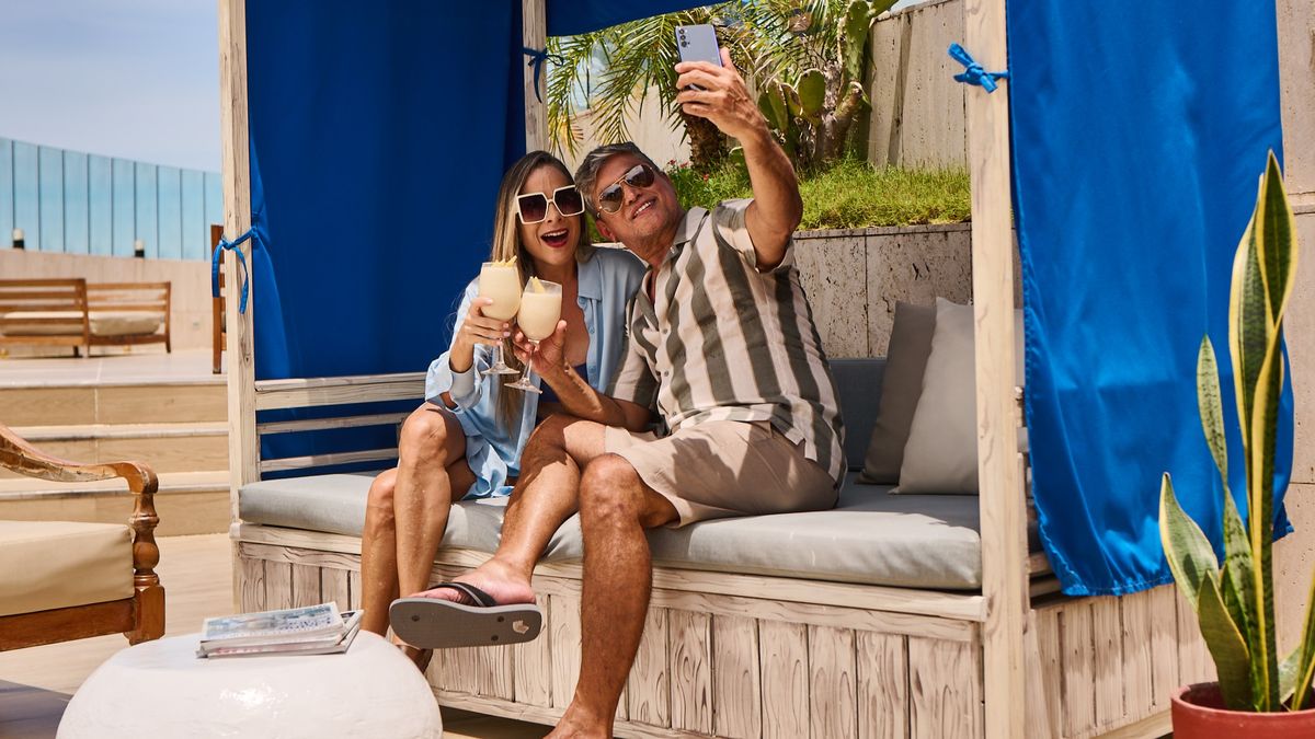 Disfruta de la espectacular vista del mar Caribe desde el Hotel Radisson Cartagena Ocean Pavillion en un ambiente perfecto para celebrar Amor y Amistad.