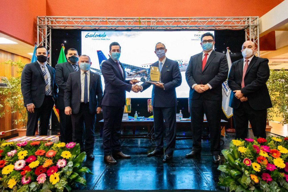 Aeroméxico festejó el 10º aniversario de Ciudad de México-Guatemala.