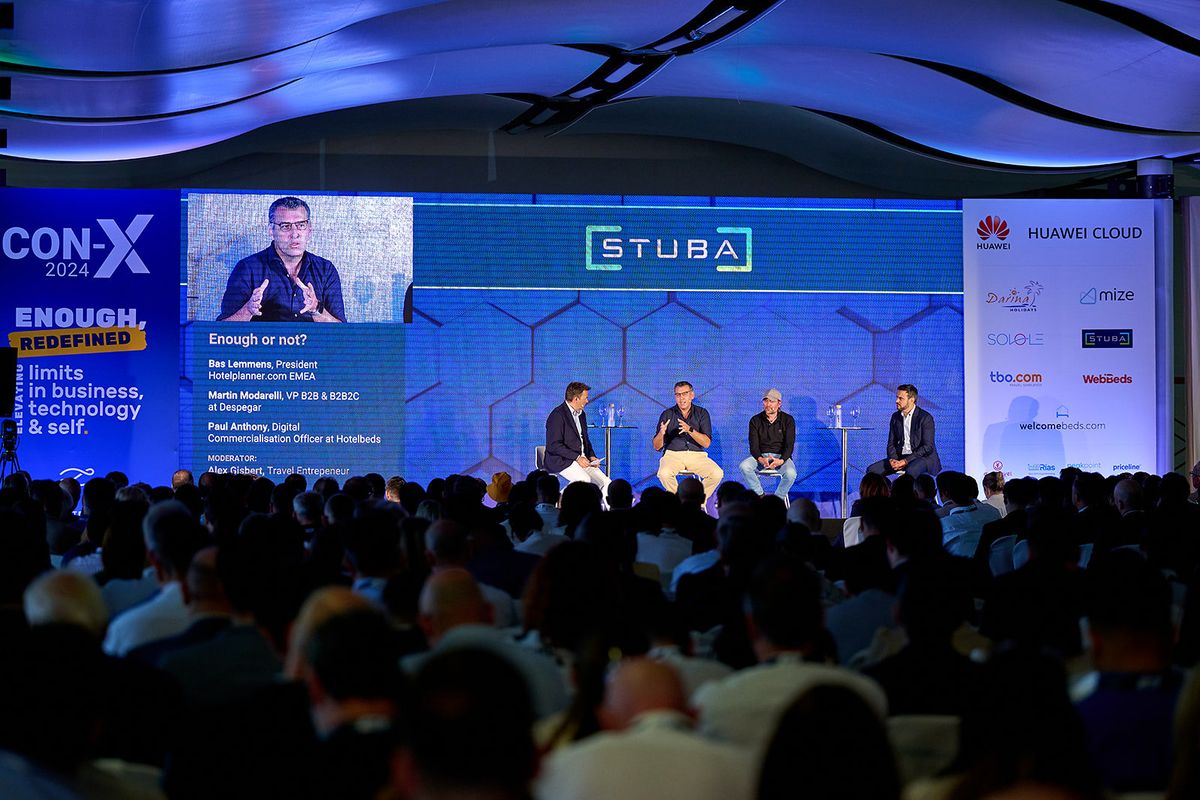 ConX 2025: Connected es una conferencia internacional de asistencia exclusiva, centrada en la innovación, colaboración y generación de conexiones de alto impacto en la industria global de los viajes.