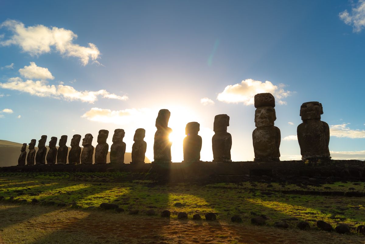 Rapa Nui recibió sus primeros turistas la semana pasada.  