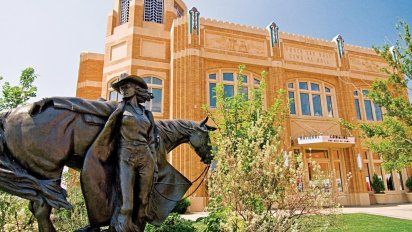 Copa Mundial de la FIFA 2026 en Estados Unidos: Ft. Worthposee una excelente conectividad aérea, que se verá reforzada durante la Copacon vuelos especiales de Aerolíneas Argentinas.