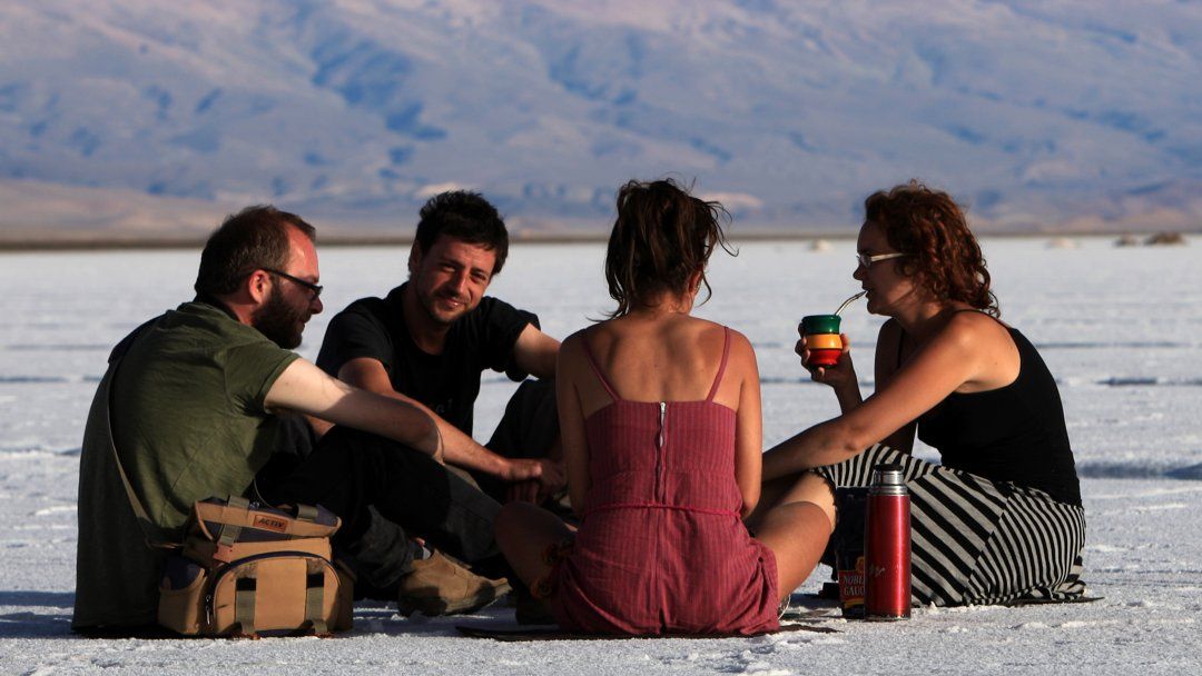 Jujuy tiene maravillas naturales únicas como las Salinas Grandes.