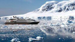La mejor opción para explorar la Antártica con profundidad es a través de programas de cruceros.&nbsp;