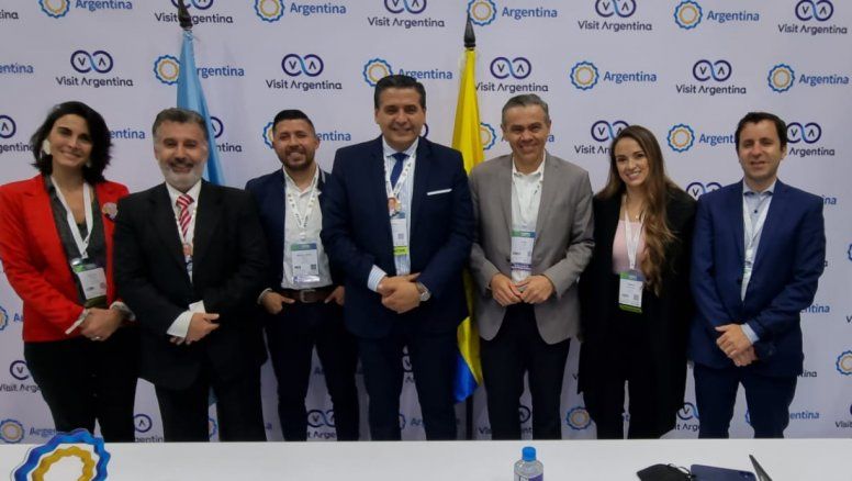 Ricardo Sosa encabezó en Bogotá una positiva reunión con Avianca, donde se estableció que desde junio la aerolínea incrementará su cantidad de asientos asignando a los vuelos existentes aviones de mayor tamaño.