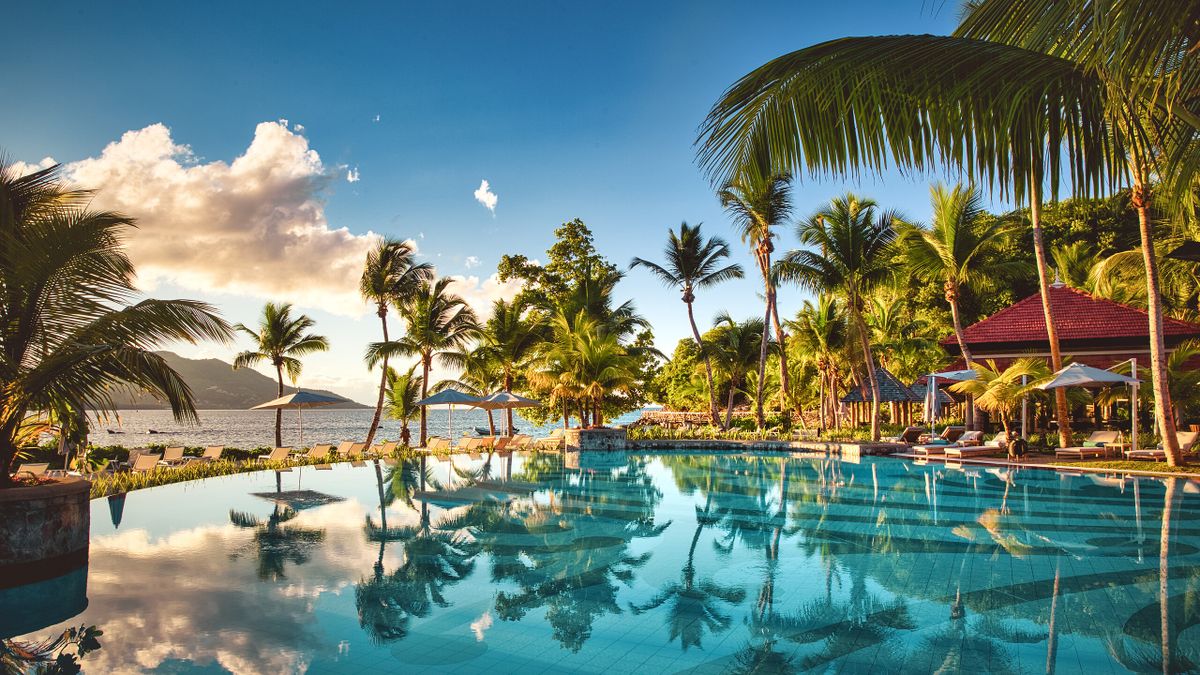 Vacaciones en destinos exóticos: el&nbsp;Club Med Seychelles se destaca por ser un destino ecológico y de lujo en un entorno natural.