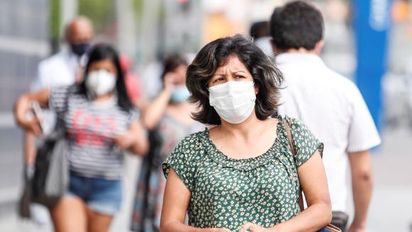 Minsa anunció el fin del uso obligatorio de mascarilla y el final de la exigencia del carné de vacunación contra el Covid-19.