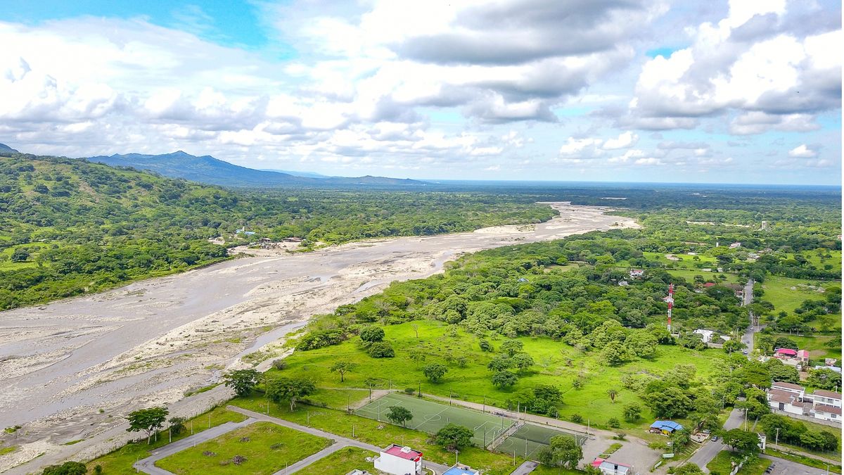 Satena operará vuelos semanales entre Medellín y Yopal, fortaleciendo la conectividad regional y el turismo de naturaleza en los Llanos Orientales.