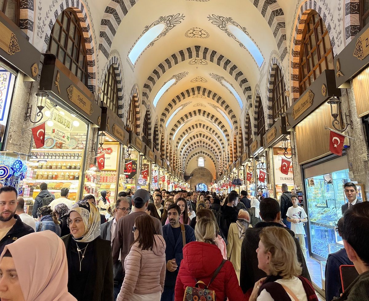 Turquía Especial, de Punta del Este Operadora (PEO), conjuga destinos icónicos como Estambul y Capadocia con tesoros poco explorados como Troya y Bursa.