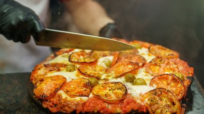 Descubrí este recorrido inédito por una pizzería emblemática de Buenos Aires