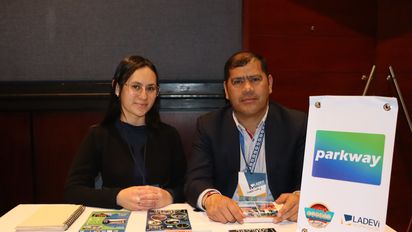 Equipo Parkway Viajes y Turismo en el Workshop de Ladevi en Bogotá.