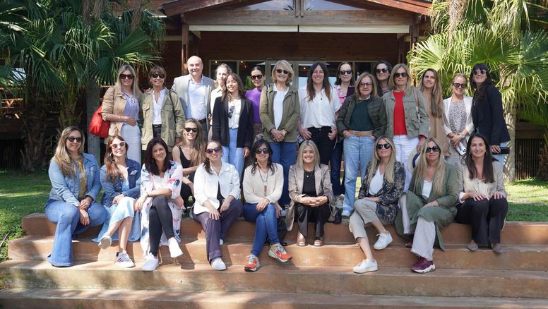 Directivos e invitados en el evento organizado por Grupo Piñero.