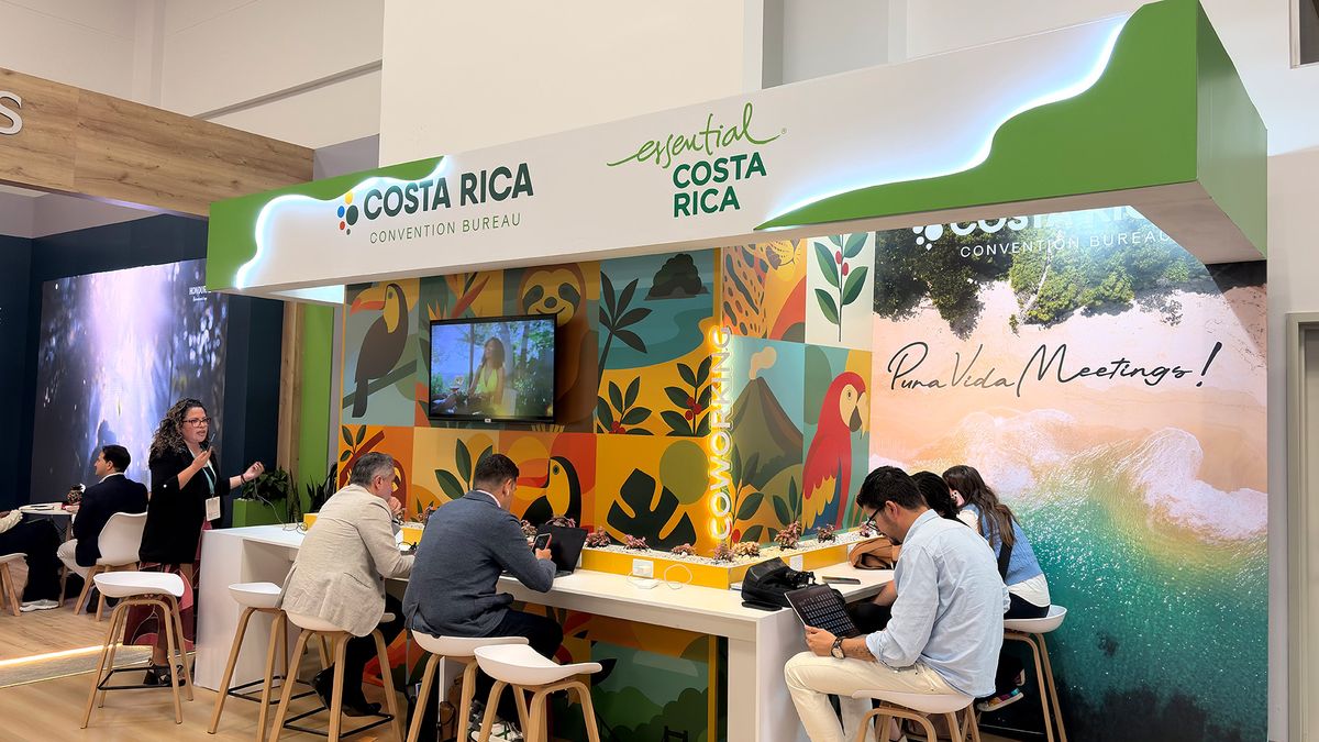 Stand de Costa Rica, en el PCMA Convening Latam 2026, en Quito. 
