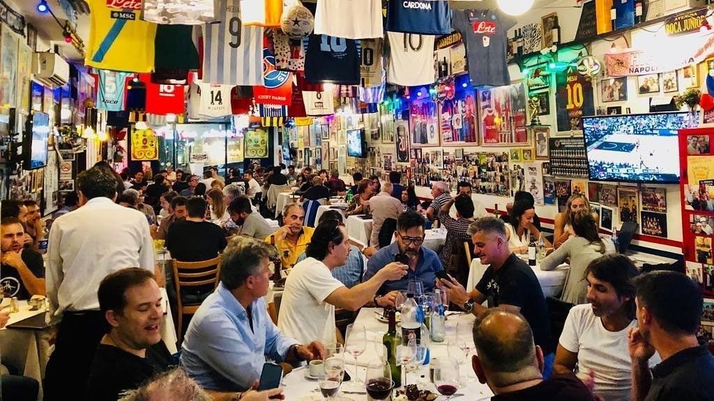 Guía para cenar a las 10 PM en Buenos Aires: cómo adaptarte a la vida nocturna porteña