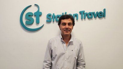 Carlos Languiller es socio gerente de Station Travel.