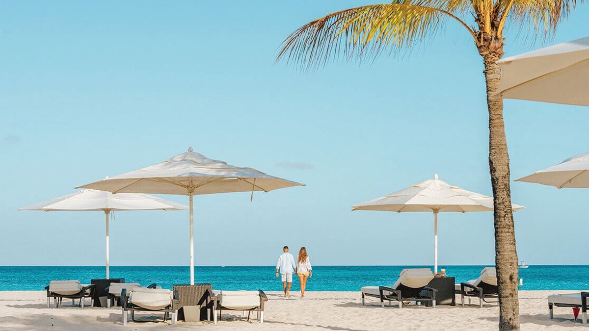 El Bucuti & Tara Beach Resort es el primer y único hotel carbono neutro del Caribe desde 2018, y antes de finalizar 2025 alcanzará la certificación Net Zero, un nivel aún más exigente en sostenibilidad. El Bucuti & Tara Beach Resort es el primer y único hotel carbono neutro del Caribe desde 2018, y antes de finalizar 2025 alcanzará la certificación Net Zero, un nivel aún más exigente en sostenibilidad.