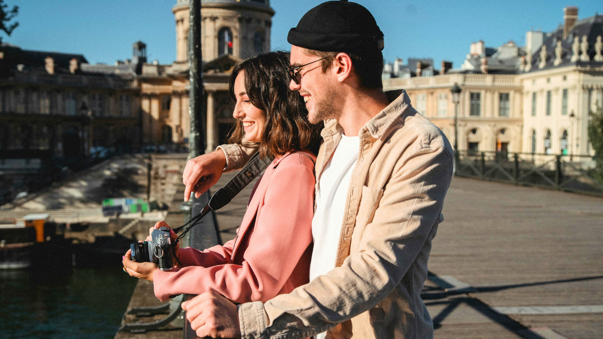 Enamórate de la ciudad del amor con estos sitios imperdibles que ver en la capital de Francia.