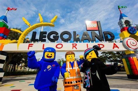 El Visit USA invita a visitar Legoland Florida.