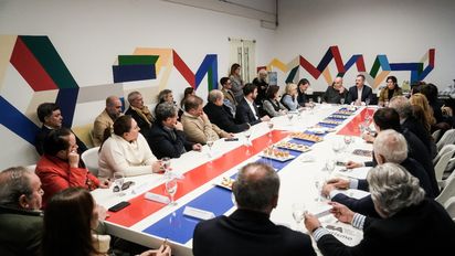 Reunión entre AVIABUE y FEMAV.