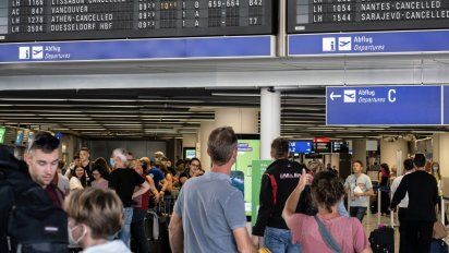 Aeropuerto de Frankfurt tras el error informático de Lufthansa.
