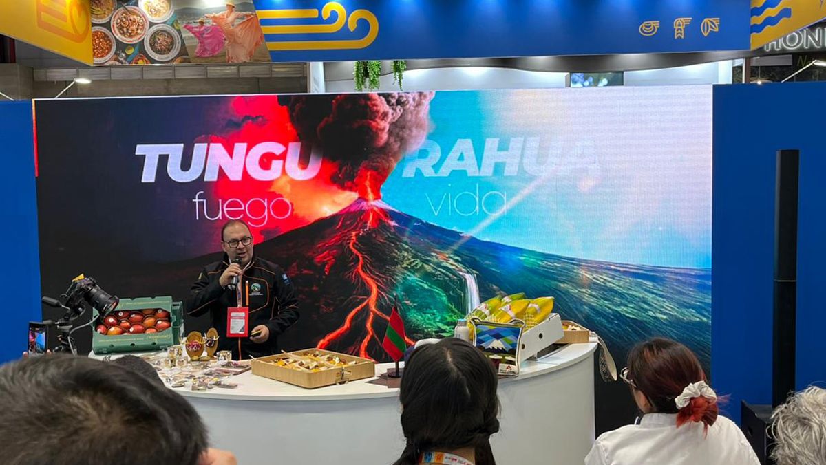 Danilo Arostegui, coordinador del Comité Provincial de Turismo de Tungurahua. Fitur 2026.