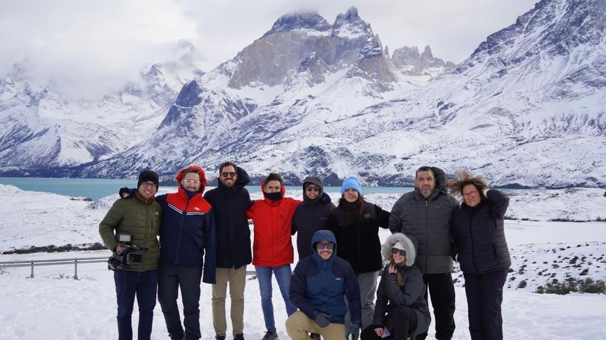 Hotel Lago Grey: Grupo de comunicadores conoció el Parque Nacional Torres del Paine en su cara más genuina. - Ladevi Medios y Soluciones Hotel Lago Grey: Grupo de comunicadores conoció el Parque Nacional Torres del Paine en su cara más genuina.