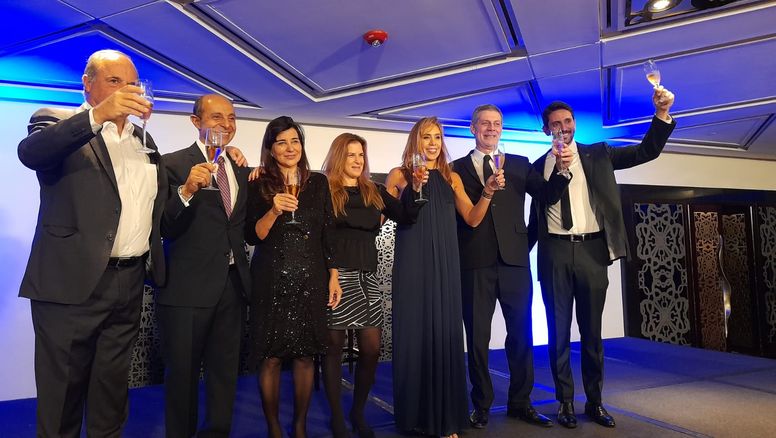 AHT: el brindis de los integrandes de la nueva Comisión Directiva de la entidad.