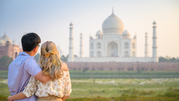 El Taj Mahal es el principal atractivo turístico de la India.