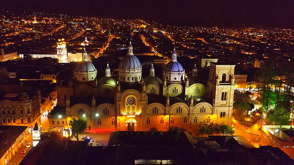 El último feriado comprendido entre el 29 de diciembre del 2023 y el 1 de enero del 2024, Cuenca recibió a más de 60 mil turistas con motivo de Navidad y Año Nuevo, registrando un impacto económico de USD 15´118.434. - Ladevi Medios y Soluciones El último feriado comprendido entre el 29 de diciembre del 2023 y el 1 de enero del 2024, Cuenca recibió a más de 60 mil turistas con motivo de Navidad y Año Nuevo, registrando un impacto económico de USD 15´118.434.