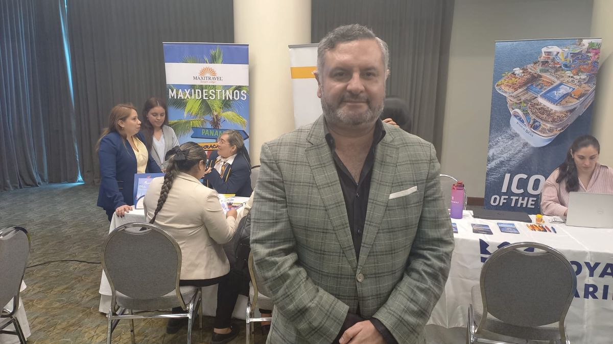 Fidel Murgueytio, gerente general de Maxitravel, en Ladevi Workshop en Guayaquil.