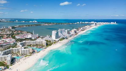 Hoteles de playa lideran recuperación turística en México