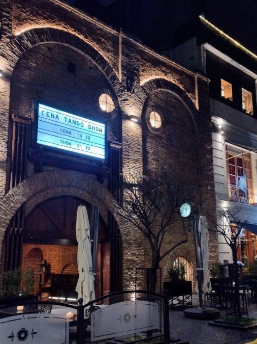 Michelangelo está en la calle Balcarce 433 de Buenos Aires.