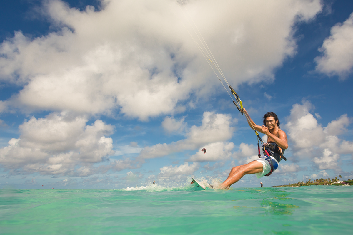Se pueden realizar diversos deportes de aventura en Aruba.