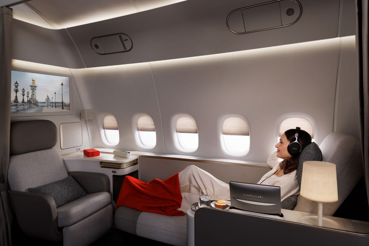 Un adelanto de La Première, la exclusiva cabina de Primera Clase de Air France. - Ladevi Medios y Soluciones Un adelanto de La Première, la exclusiva cabina de Primera Clase de Air France.