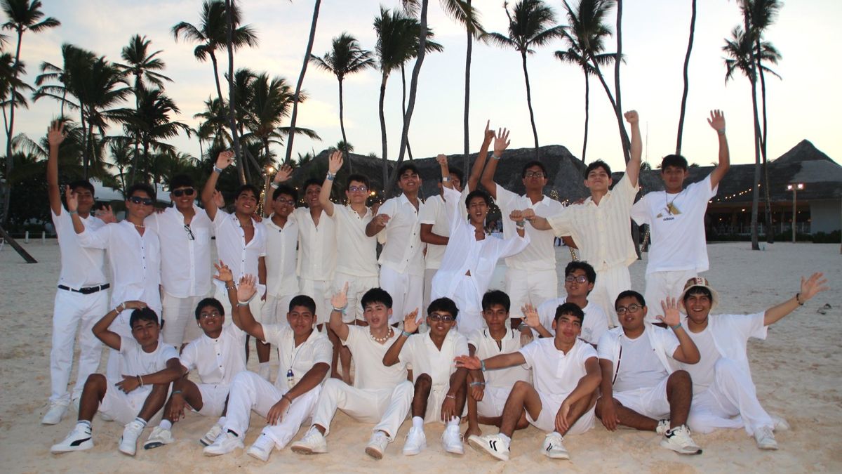 Estudiantes peruanos disfrutaron de su experiencia en Meli&aacute; Caribe Beach Resort bajo la coordinaci&oacute;n de Discover Mayorista de Turismo.