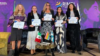 Sabrina Nogueira de Mercado Cruceros participó en el panel de Mujeres Líderes de Rimel, abordando el futuro del turismo y el rol del sector cruceros.