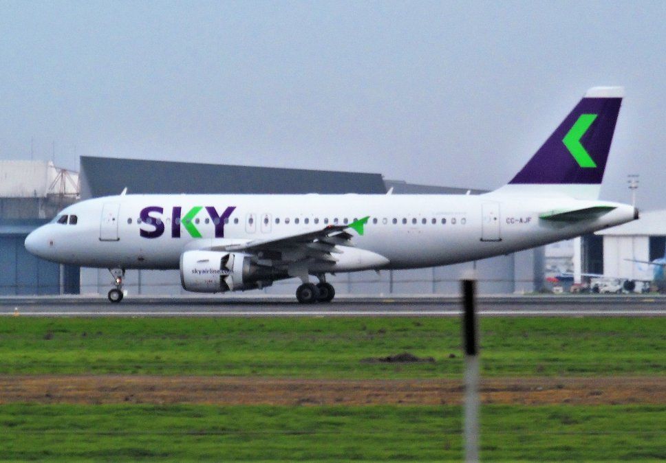 Sky Airline estaría dispuesta a establecer códigos compartidos. 