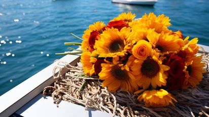 Catamarán Cetáceo ofrecerá una experiencia única para celebrar el Día de Muertos en el mar.