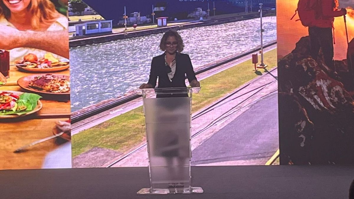 Gloria de León, ministra de Turismo de Panamá, disertó en MarketHub Américas 2025. 