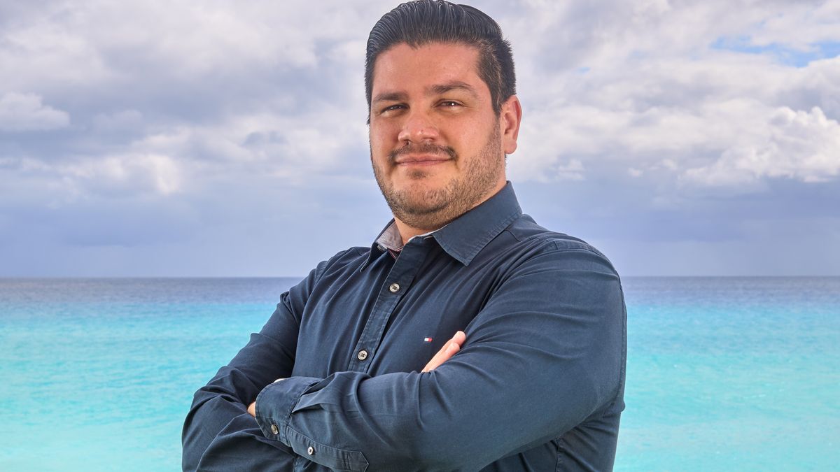 Guillermo Villegas, director de Marketing de Hilton Cancún Mar Caribe All-Inclusive Resort, destaca las cualidades de la propiedad.