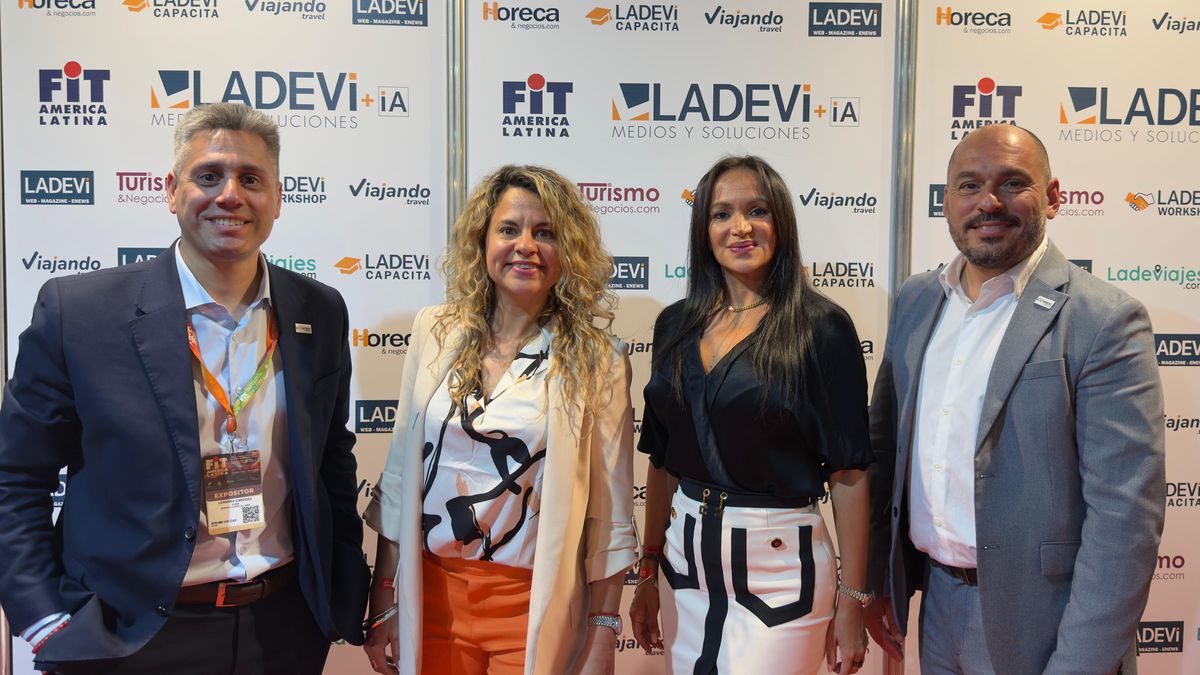 Coris: Leandro Cardozo, gerente AMBA; Silvana Carbonell, gerente comercial interior; Pilar Lozano, CEO; Francisco Rodrigo, director comercial. Coris: Leandro Cardozo, gerente AMBA; Silvana Carbonell, gerente comercial interior; Pilar Lozano, CEO; Francisco Rodrigo, director comercial.