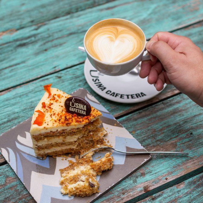 Café de espacialidad: la Carrot Cake marida a la perfección con un Latte.