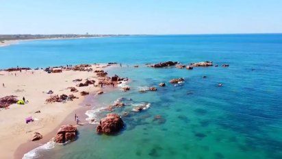 Patagonia: esta es la playa más cálida de Argentina que te invita a disfrutar en las vacaciones de verano 2025.